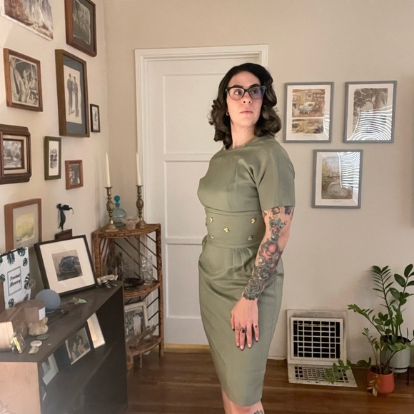 Lovely Sage 1940s Wiggle/Pinup Dress. Size S-M - Picture 3 of 3